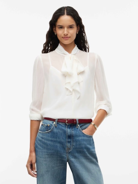 Blusa com Laço em Georgette Crinkle