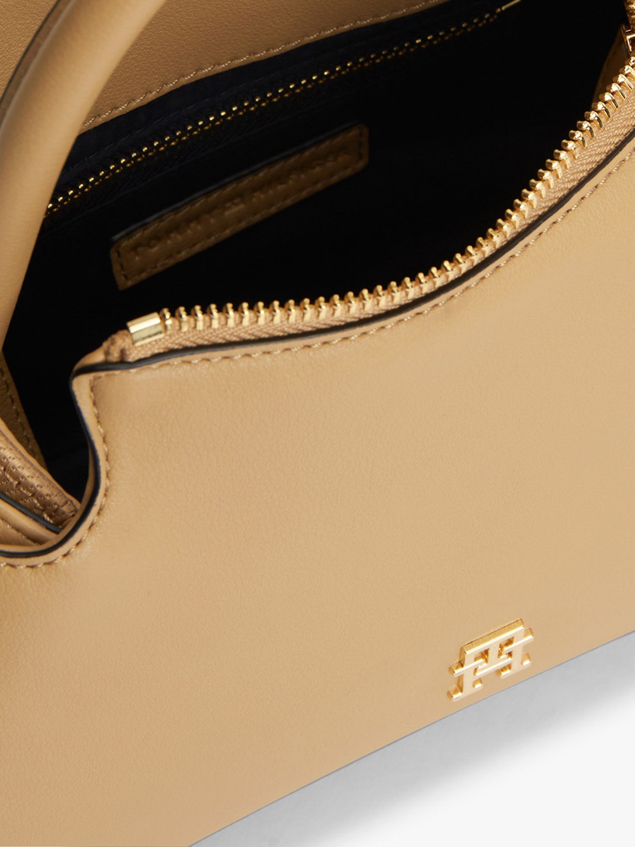 Bolsa Baguette Satchel com Alça de Mão e Transversal Removível