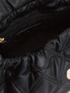 Bolsa de Ombro com Acabamento Matelassê