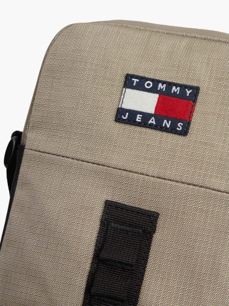 Bolsa Outdoor Reporter
