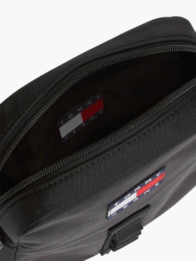 Bolsa Outdoor Reporter
