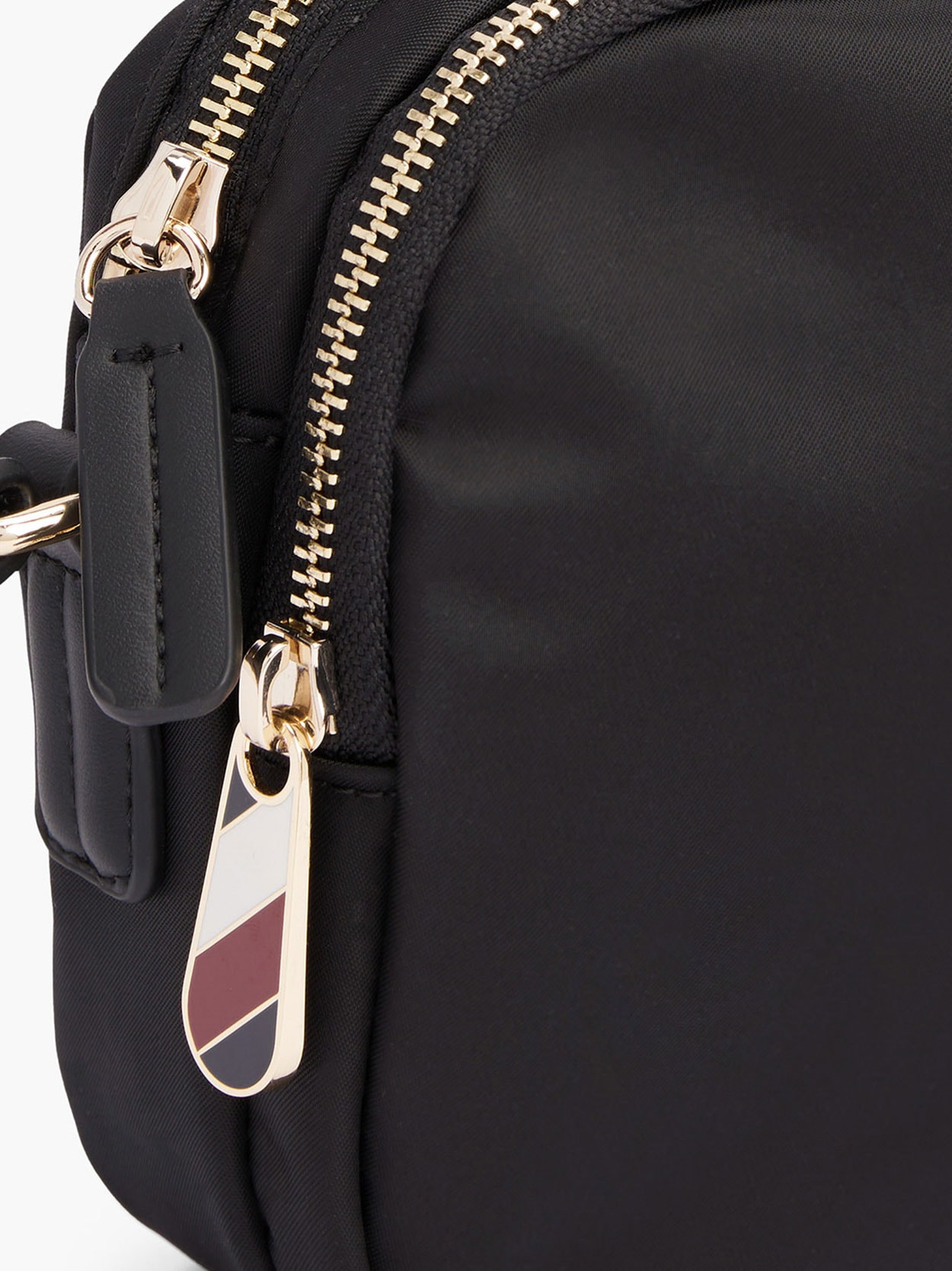 Bolsa Poppy Crossover em Nylon
