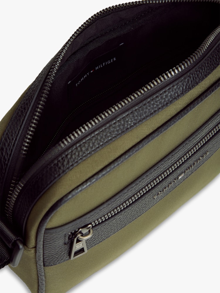 Bolsa Repreve Estruturada Reporter