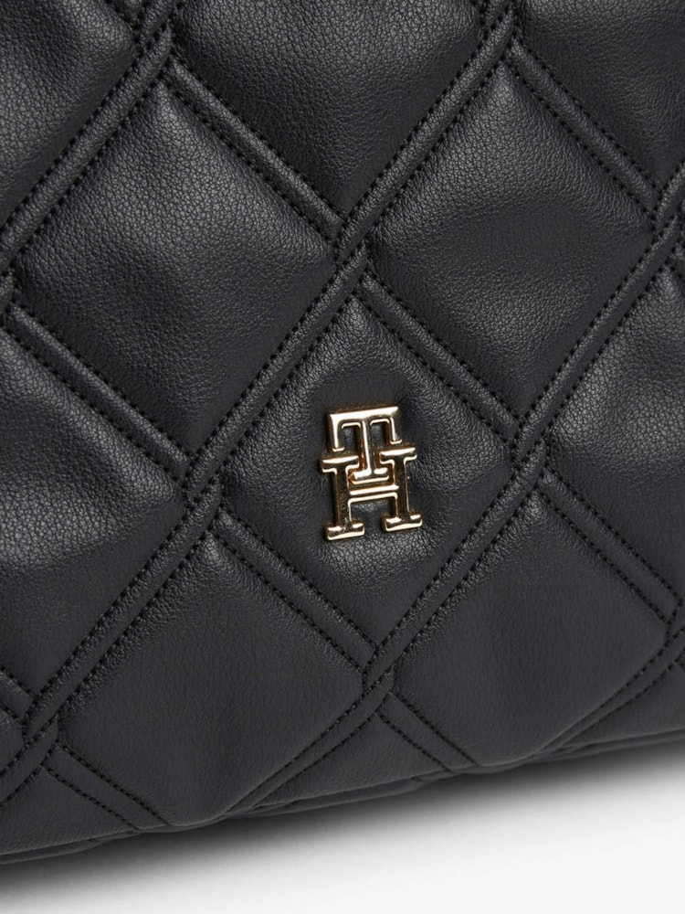 Bolsa Tote Acabamento Matelassê e Alças de Corrente