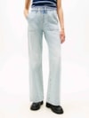 Calça Jeans Flare com Bolso Diferenciado Retangular