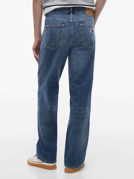 Calça Jeans Jaimie Loose Reta com Efeito Whiskers