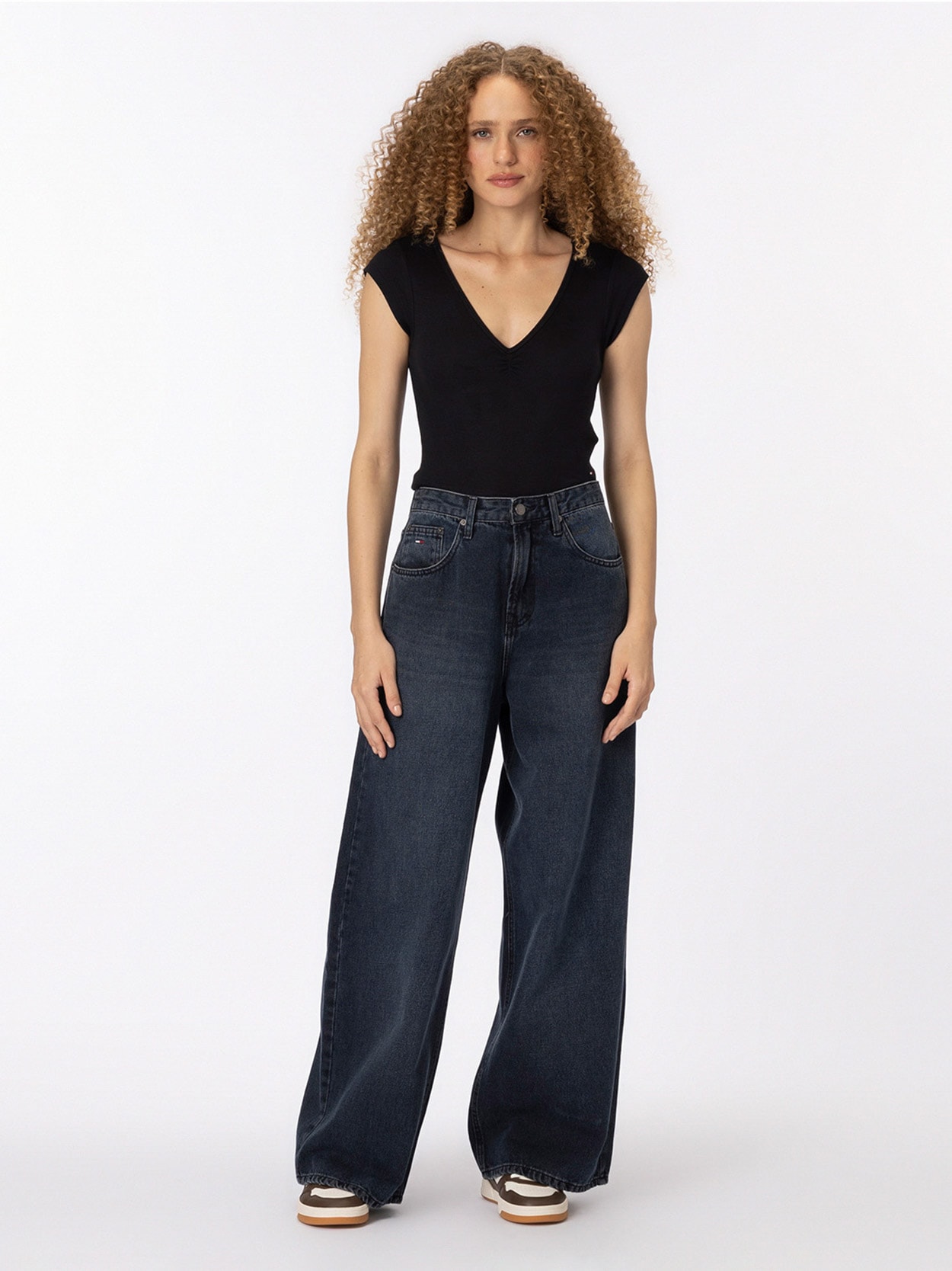 Calça Jeans Wide Leg Cintura Média