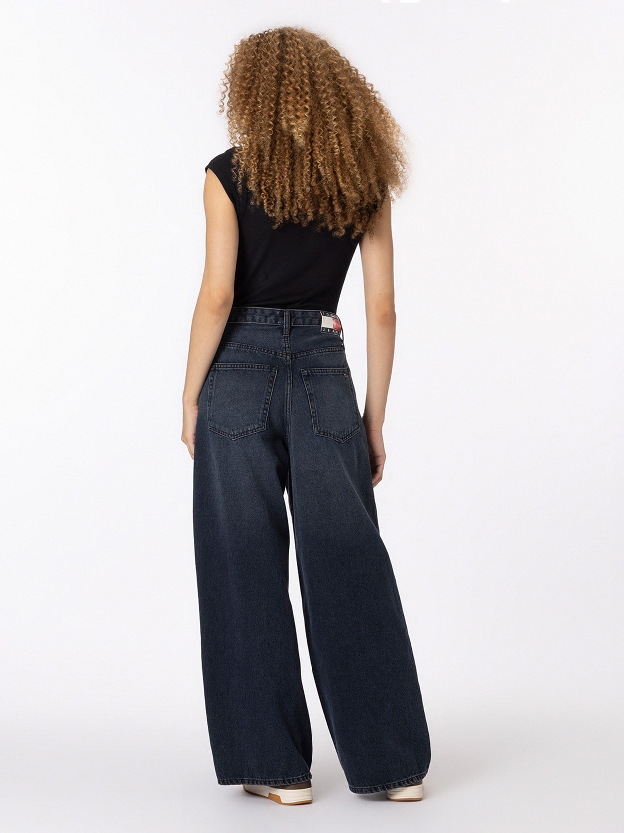Calça Jeans Wide Leg Cintura Média