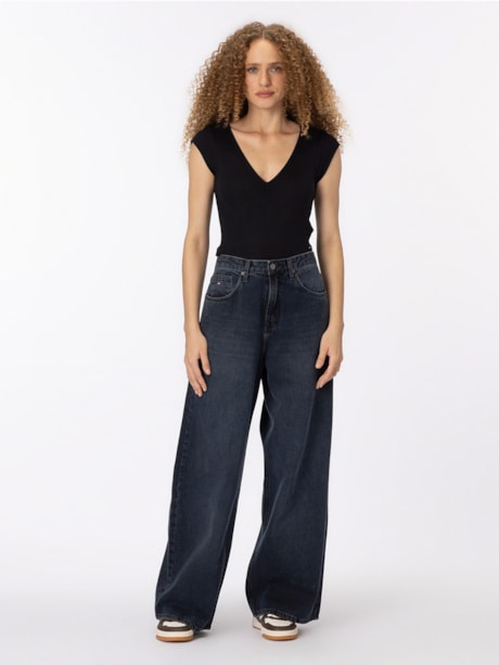Calça Jeans Wide Leg Cintura Média