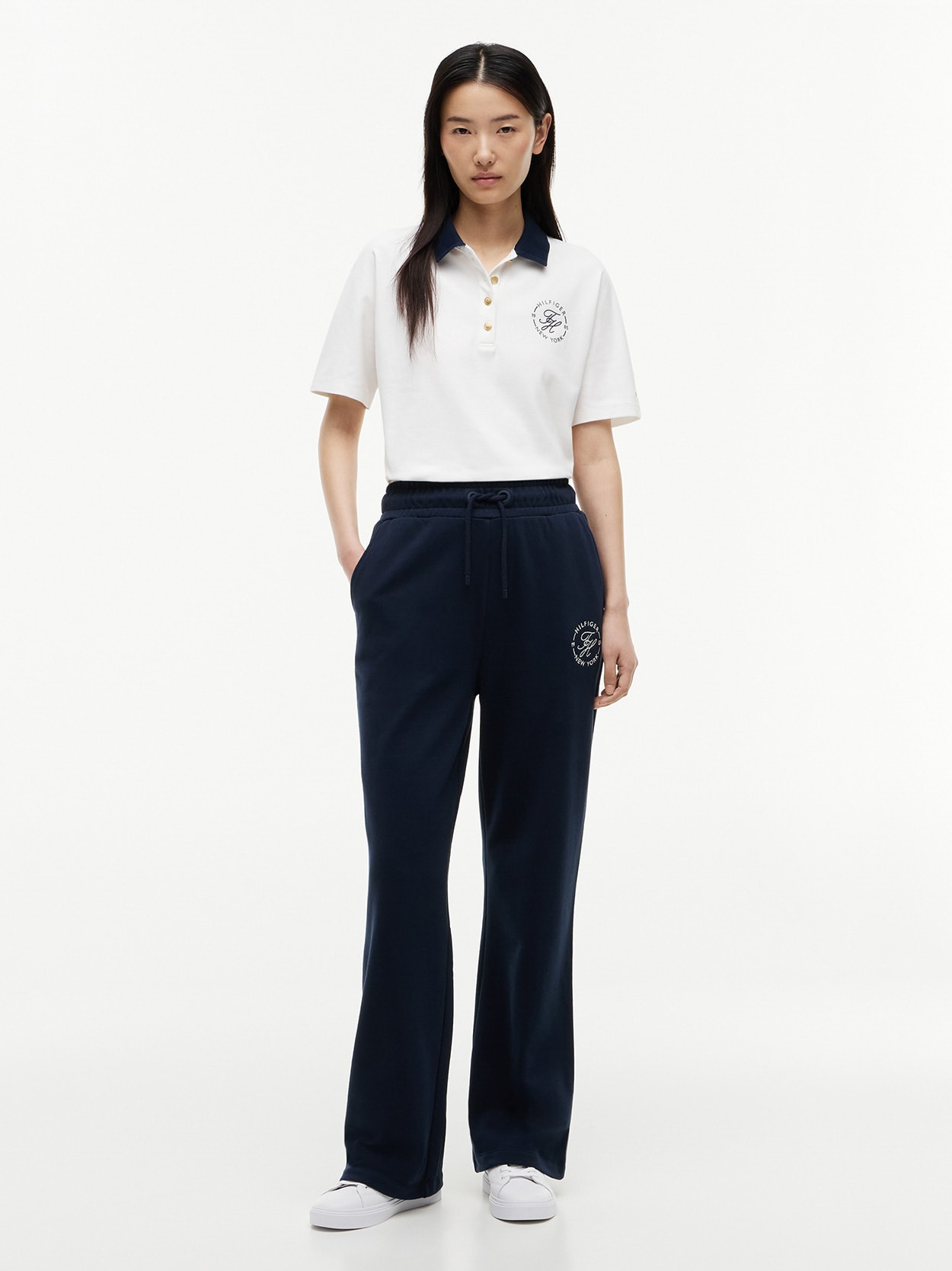 Calça Jogger Reta com Cordão e Logo