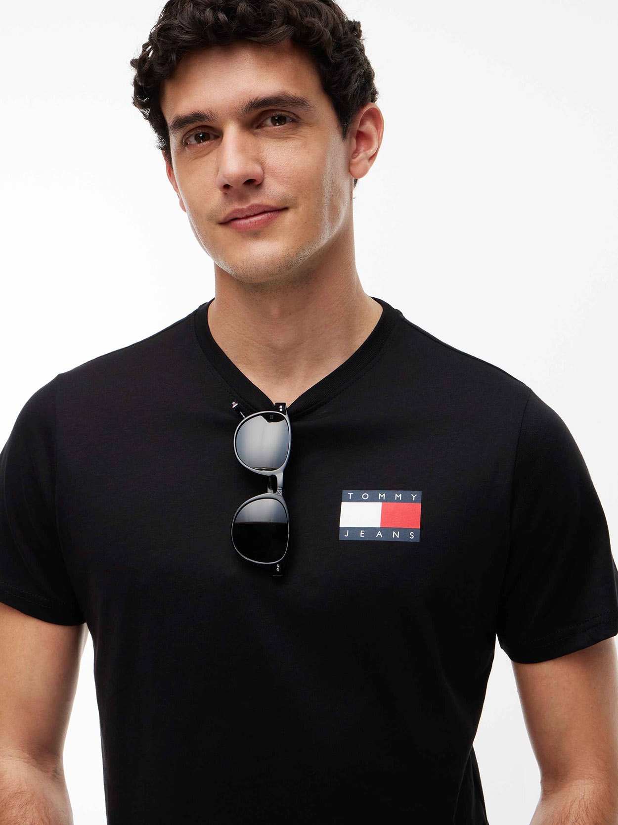 Camiseta Bandeira Clássica Tommy Jeans