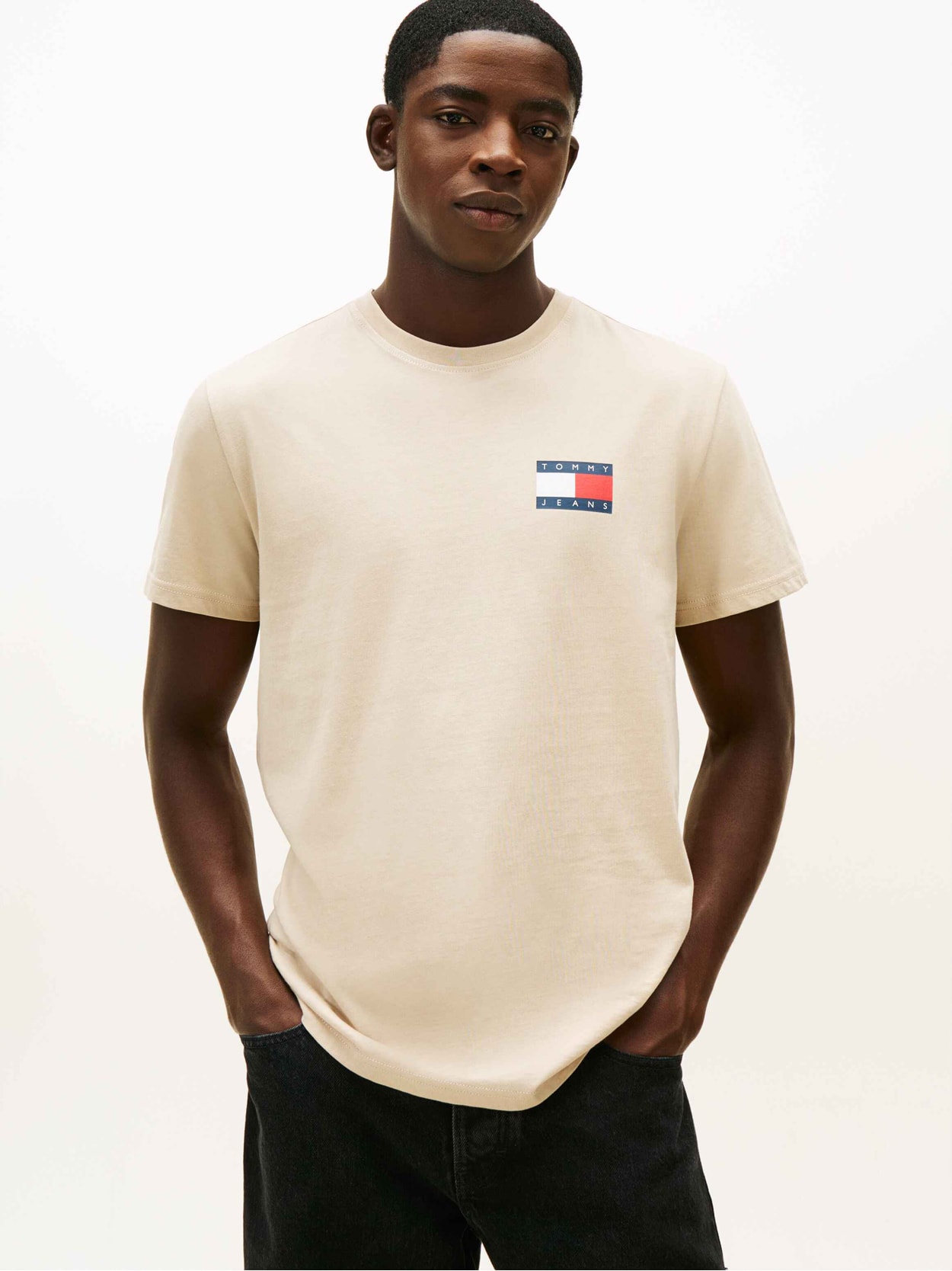 Camiseta Bandeira Clássica Tommy Jeans
