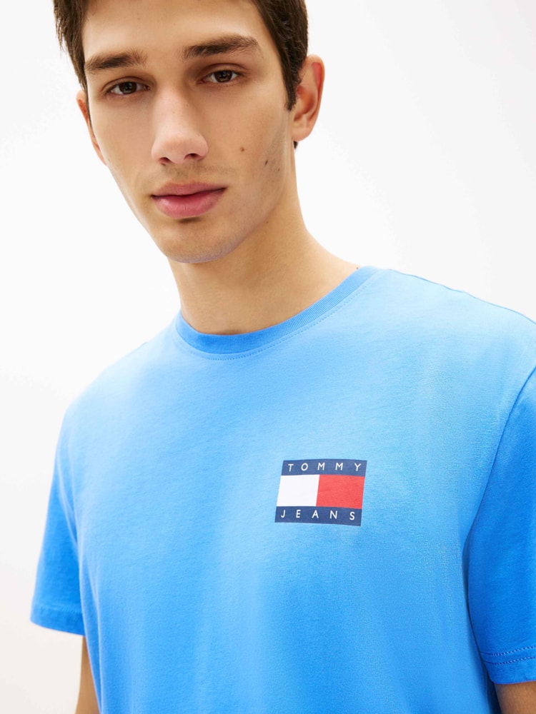 Camiseta Bandeira Clássica Tommy Jeans