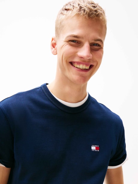 Camiseta Bandeira Tommy Jeans