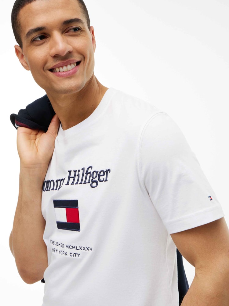 Camiseta Bordado Bandeira