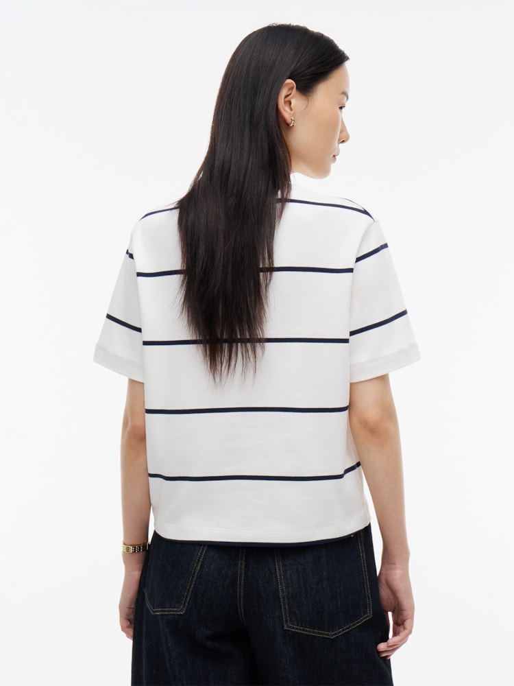 Camiseta Boxy em Malha Interlock