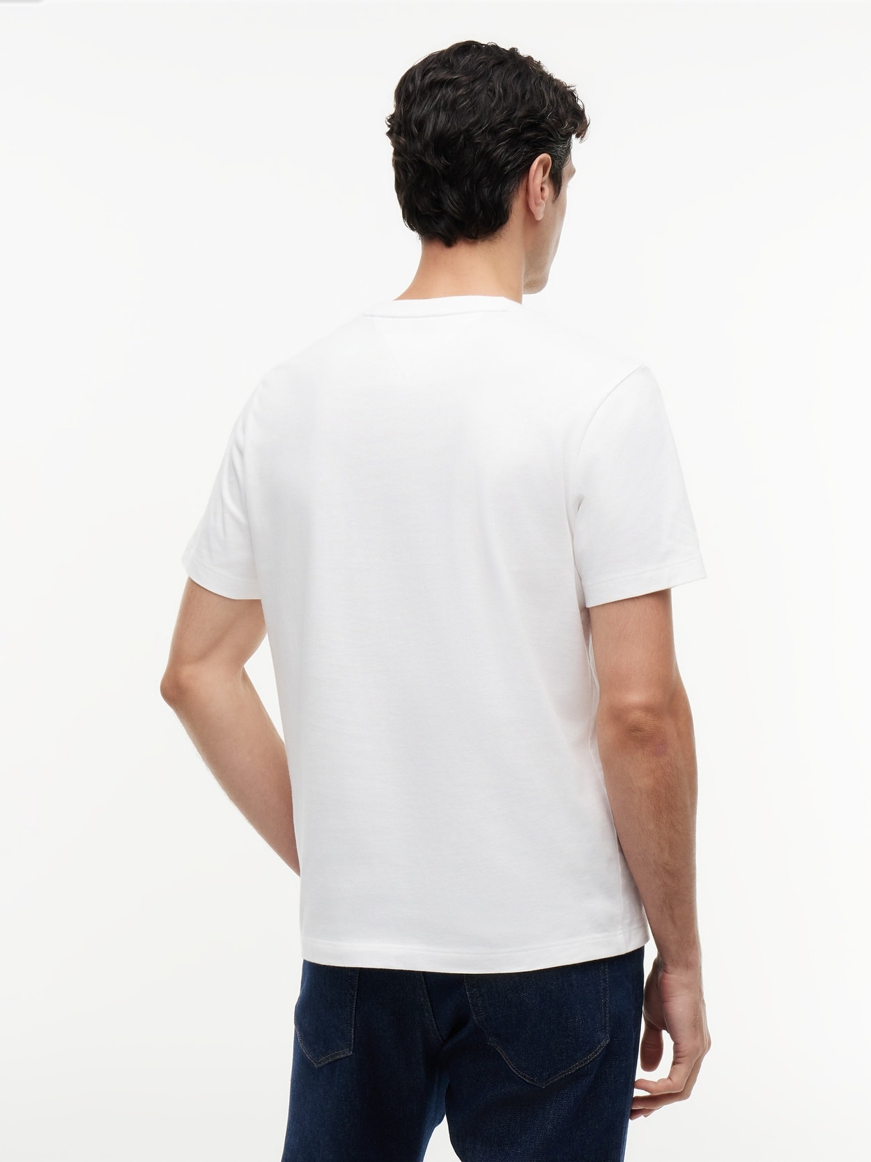 Camiseta Clássica com Bolso