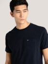 Camiseta Clássica com Bolso