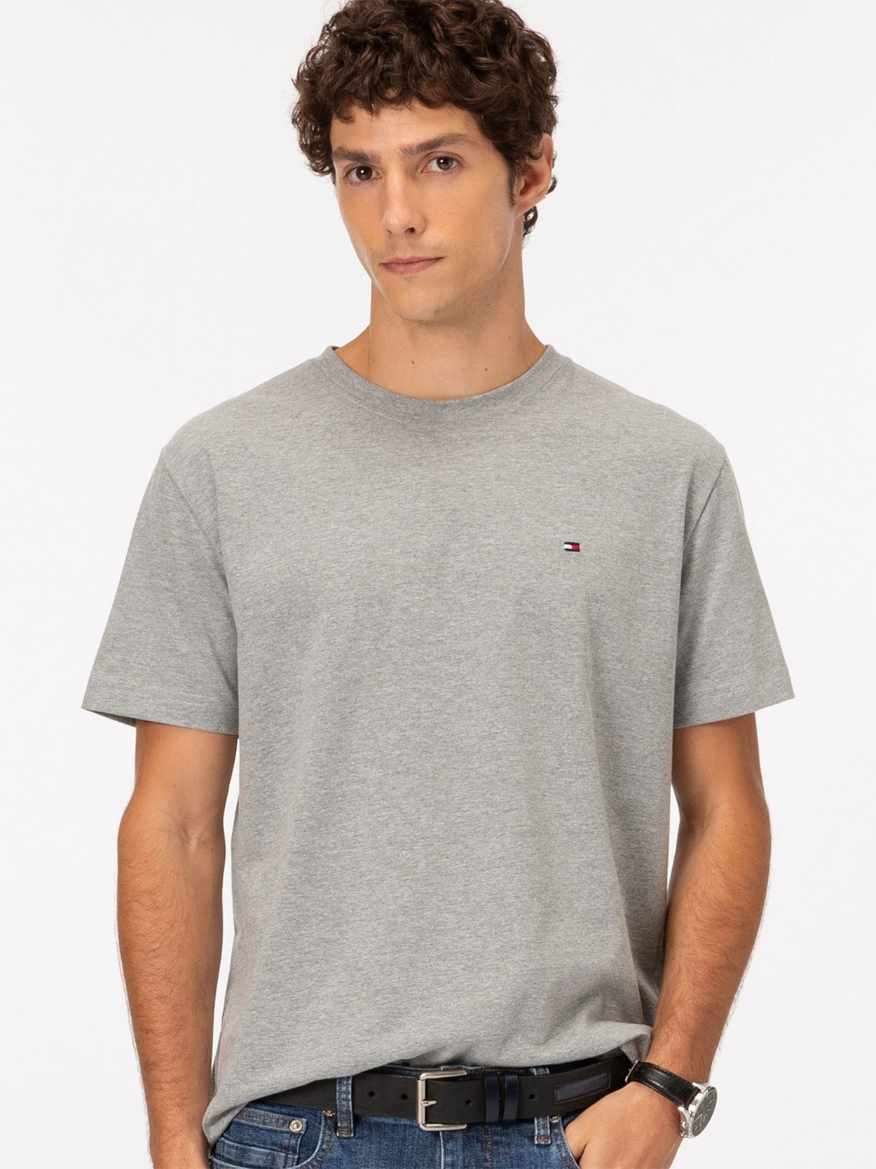 Camiseta Clássica Gola C