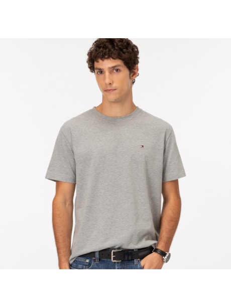 Camiseta Clássica Gola C