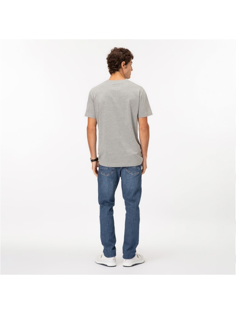 Camiseta Clássica Gola C