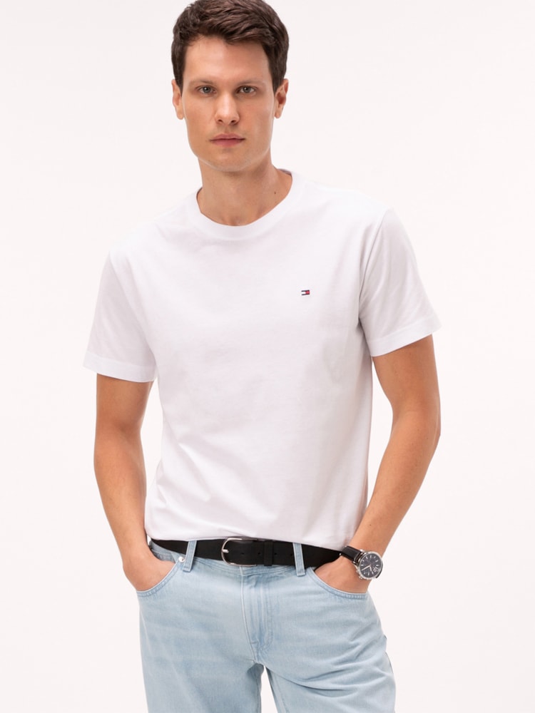 Camiseta Clássica Gola C