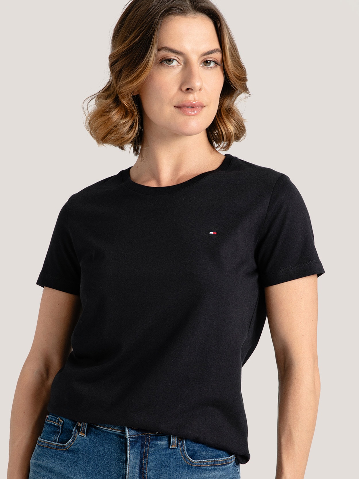 Camiseta Clássica Gola C