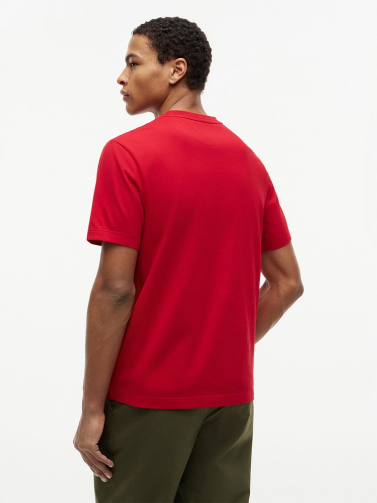 Camiseta Clássica Gola C