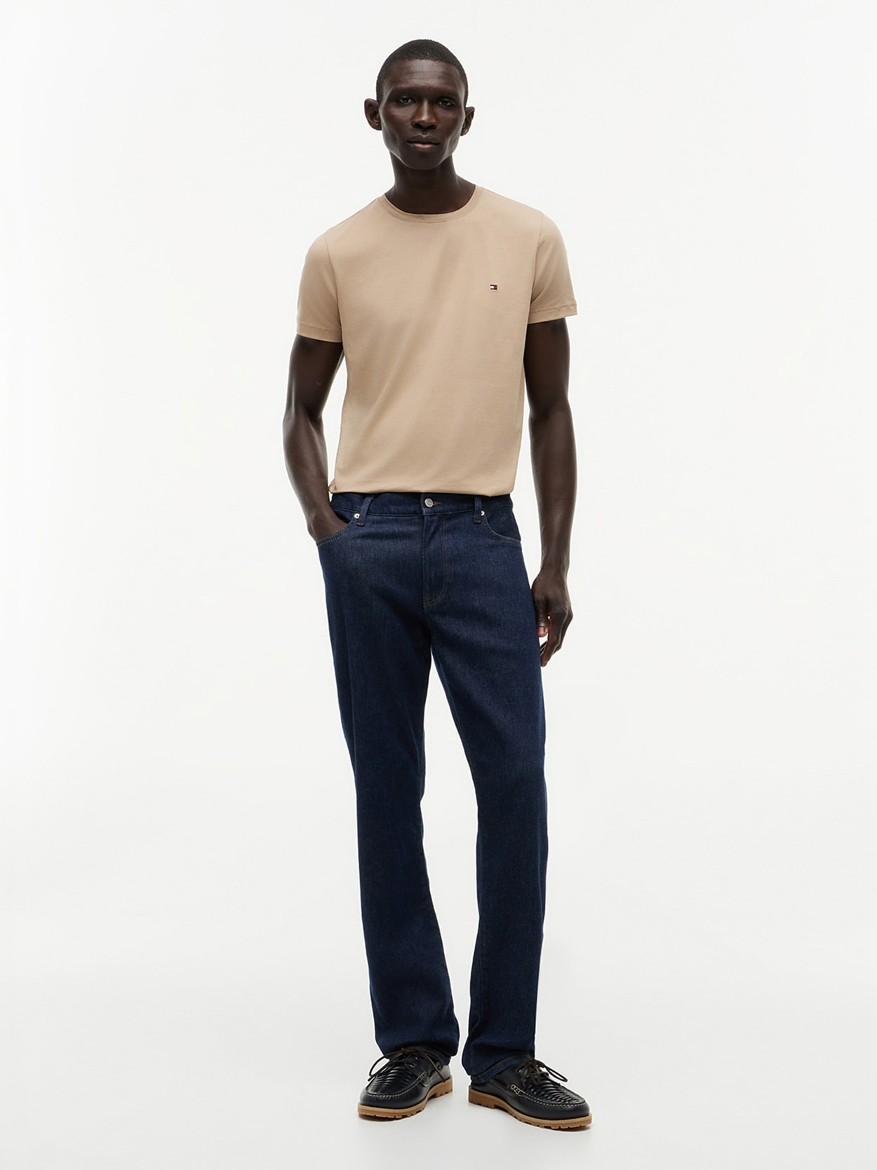 Camiseta Clássica Gola C Slim