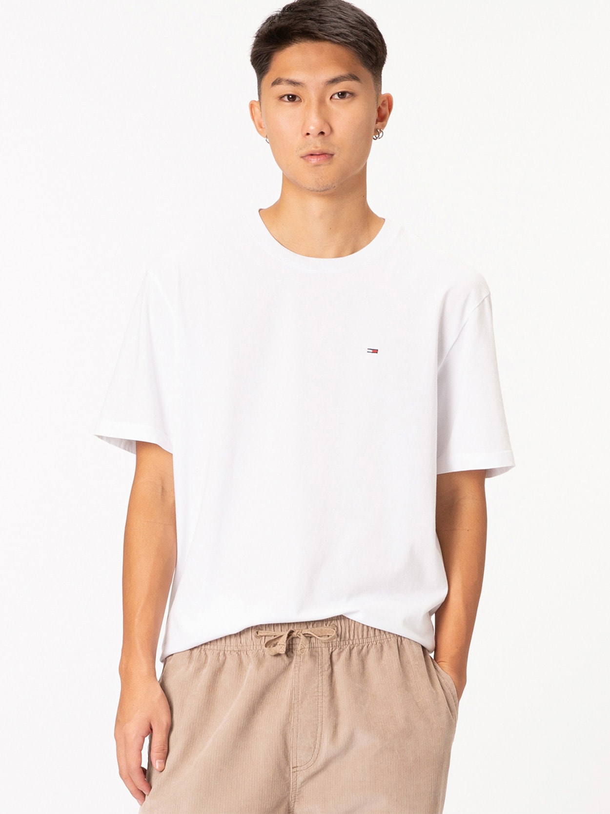 Camiseta Clássica Gola C Tommy Jeans