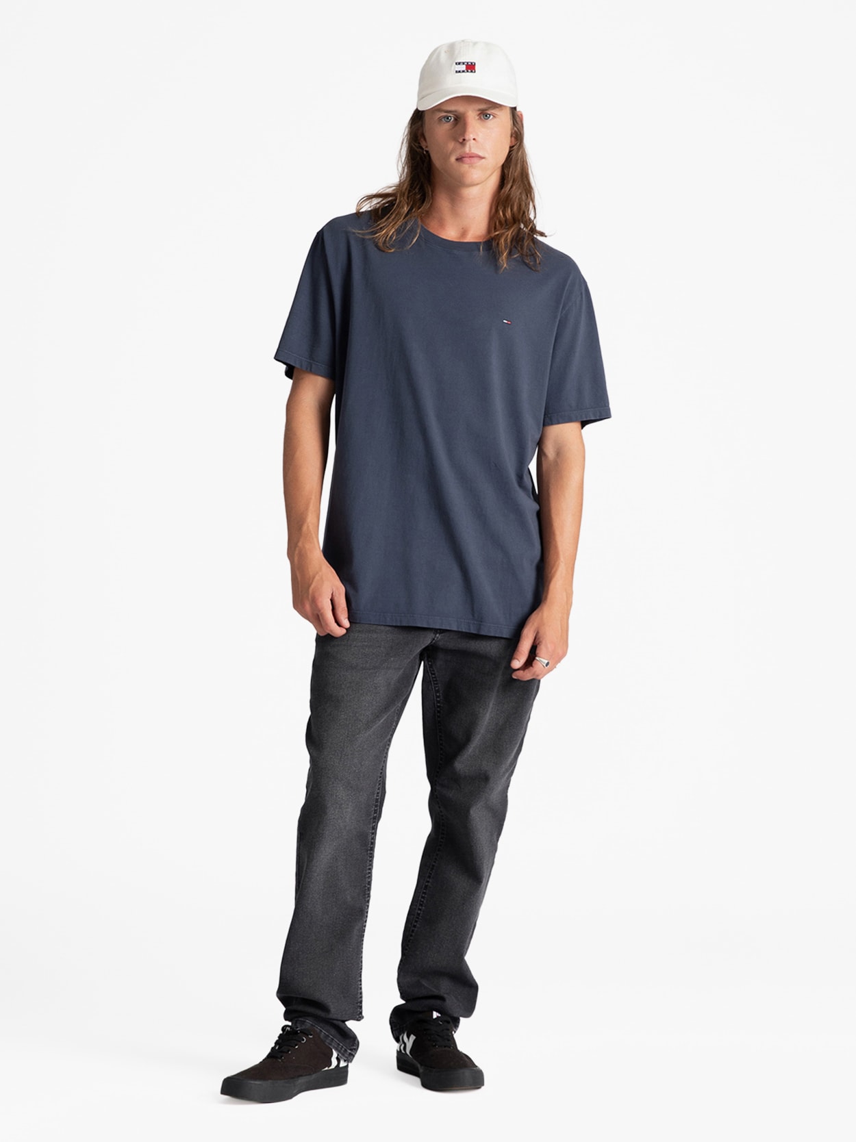 Camiseta Clássica Gola C Tommy Jeans