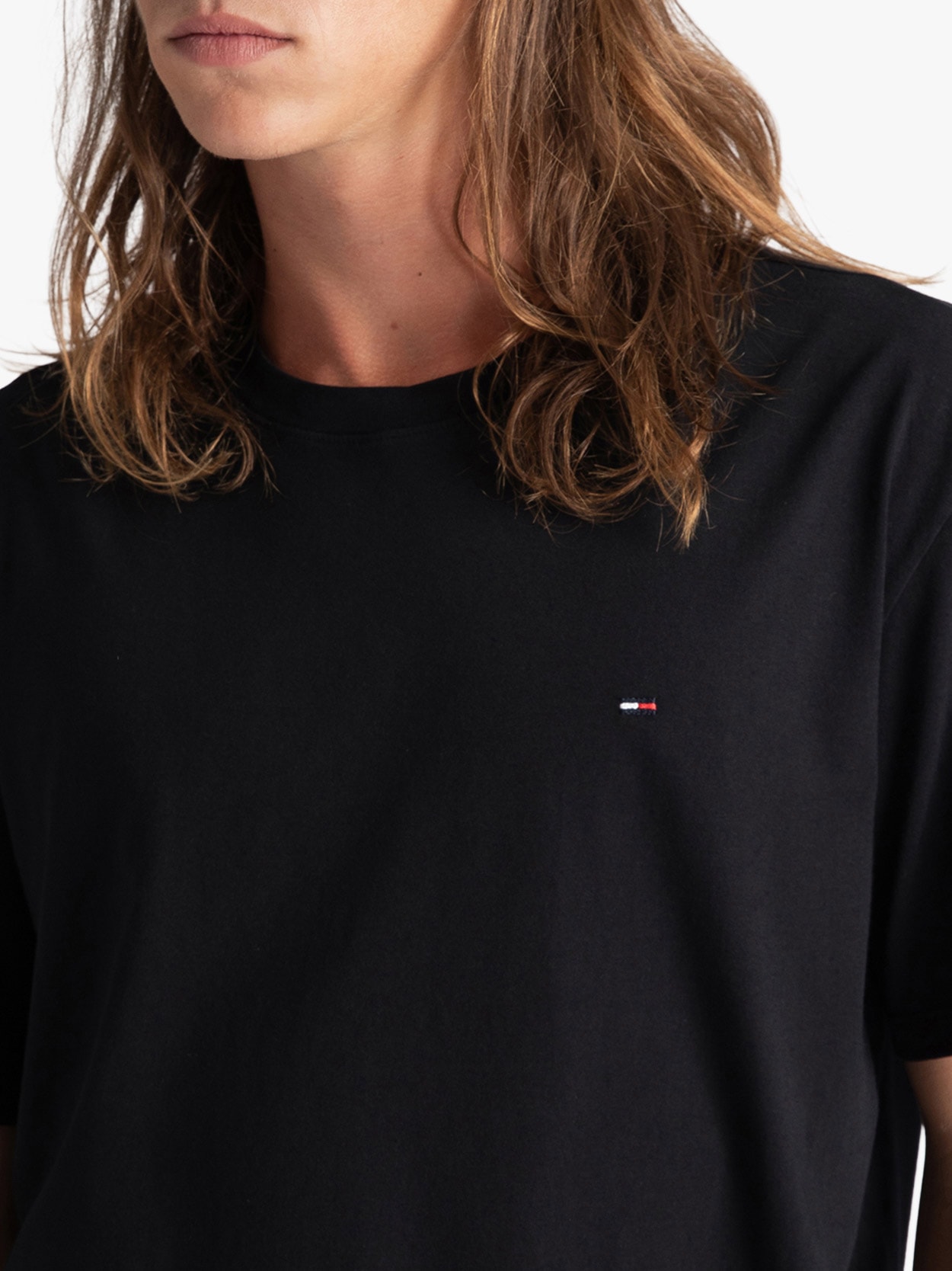 Camiseta Clássica Gola C Tommy Jeans