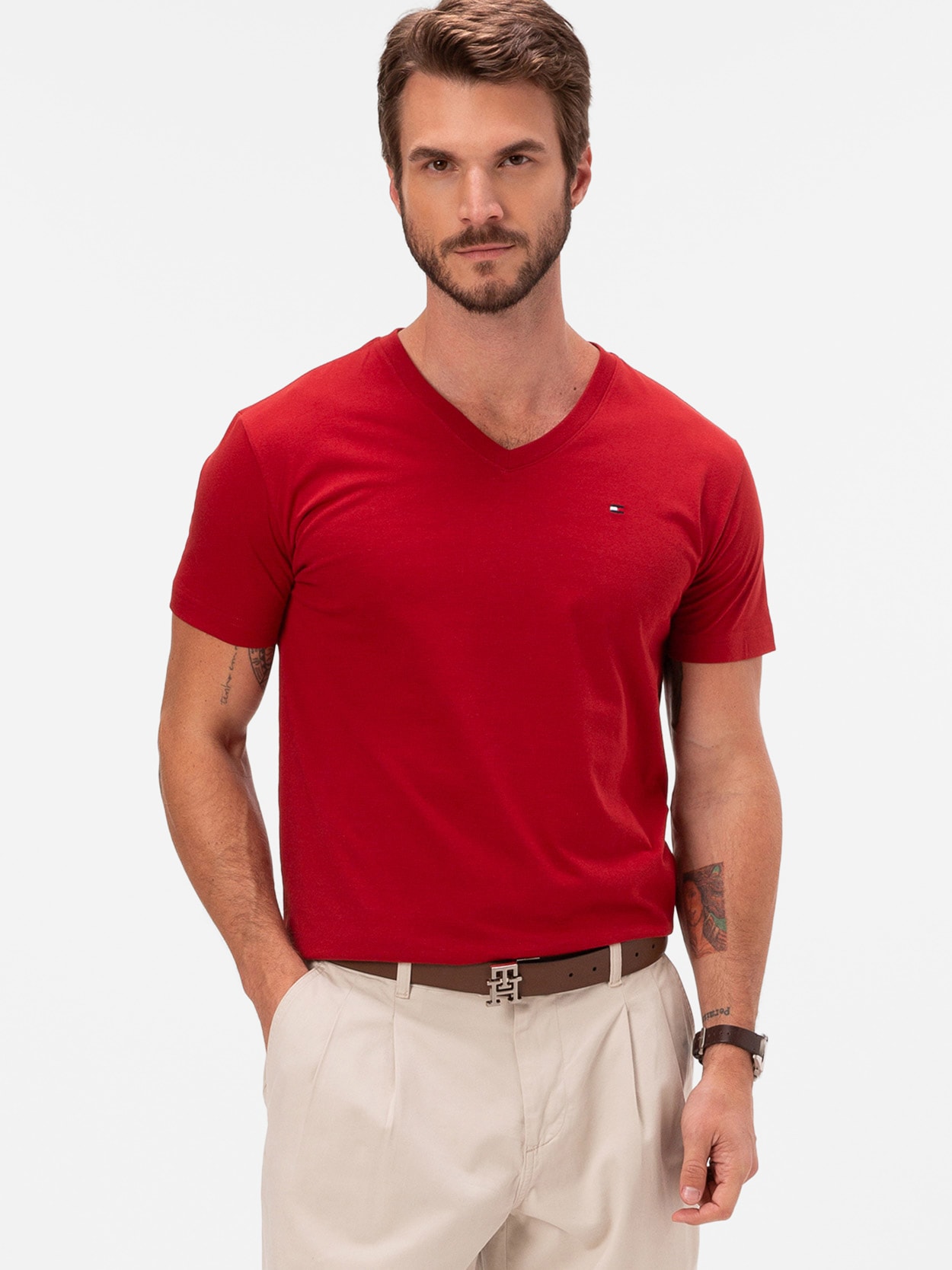 Camiseta Clássica Gola V
