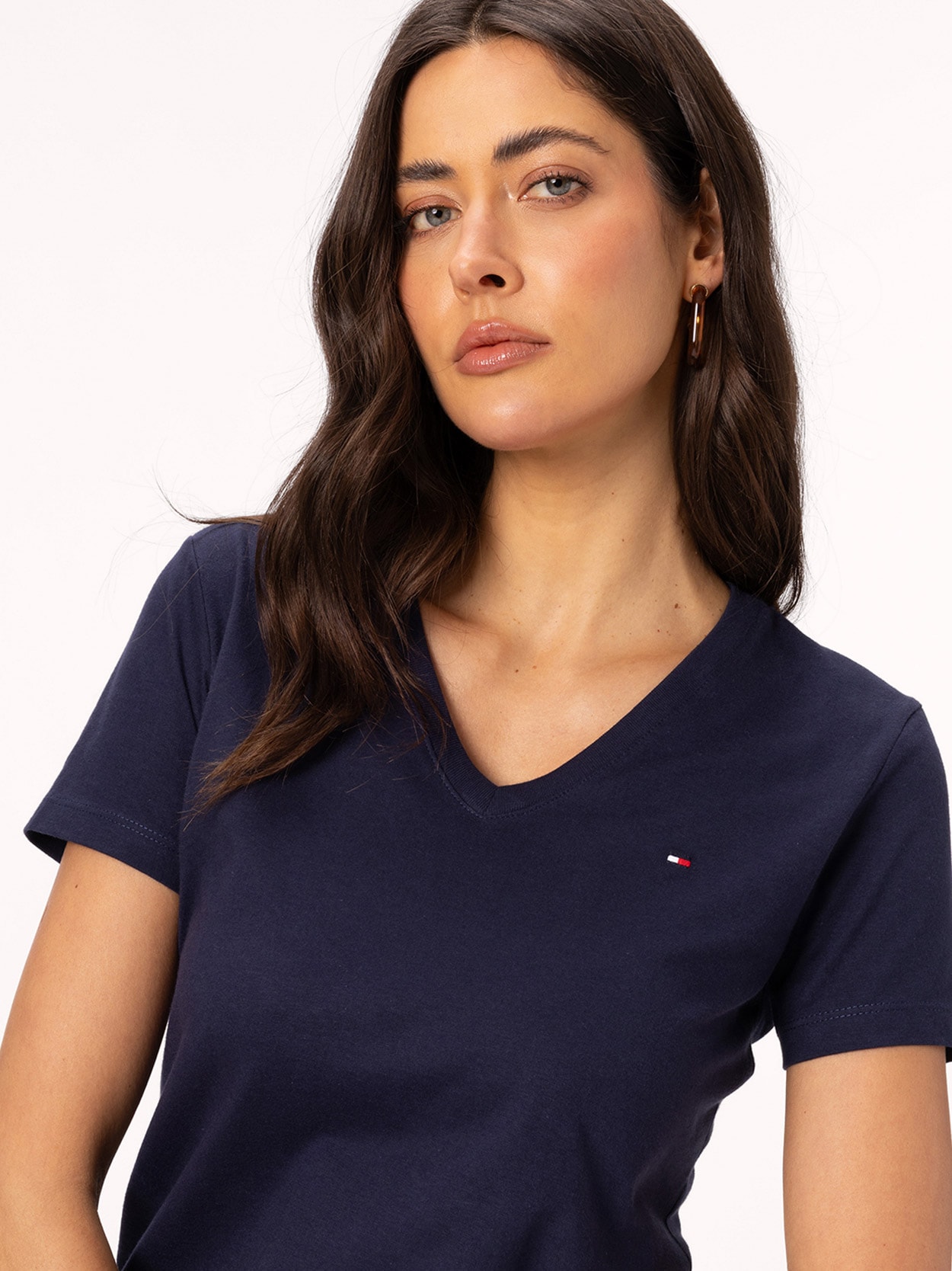 Camiseta Clássica Gola V