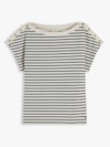 Camiseta com Decote Canoa e Botões Dourados