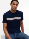 Camiseta com Estampa Listrada Assinatura