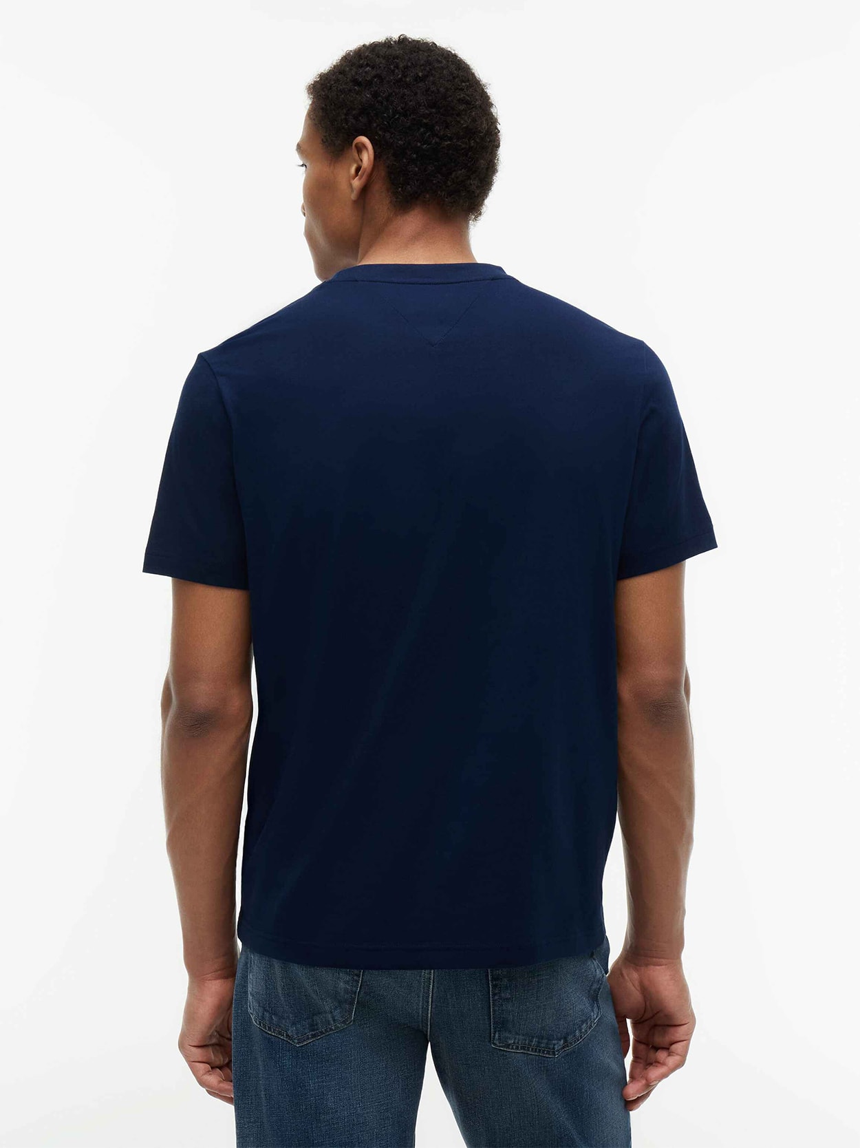 Camiseta com Estampa Listrada Assinatura