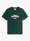 Camiseta com Gola C e Logo Contrastante