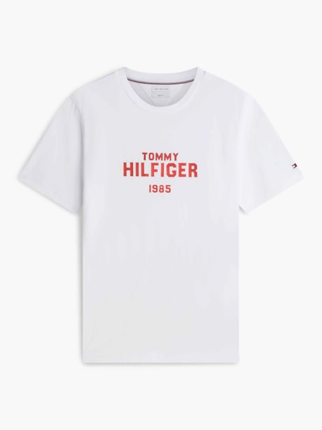 Camiseta com Gola C e Logo Contrastante