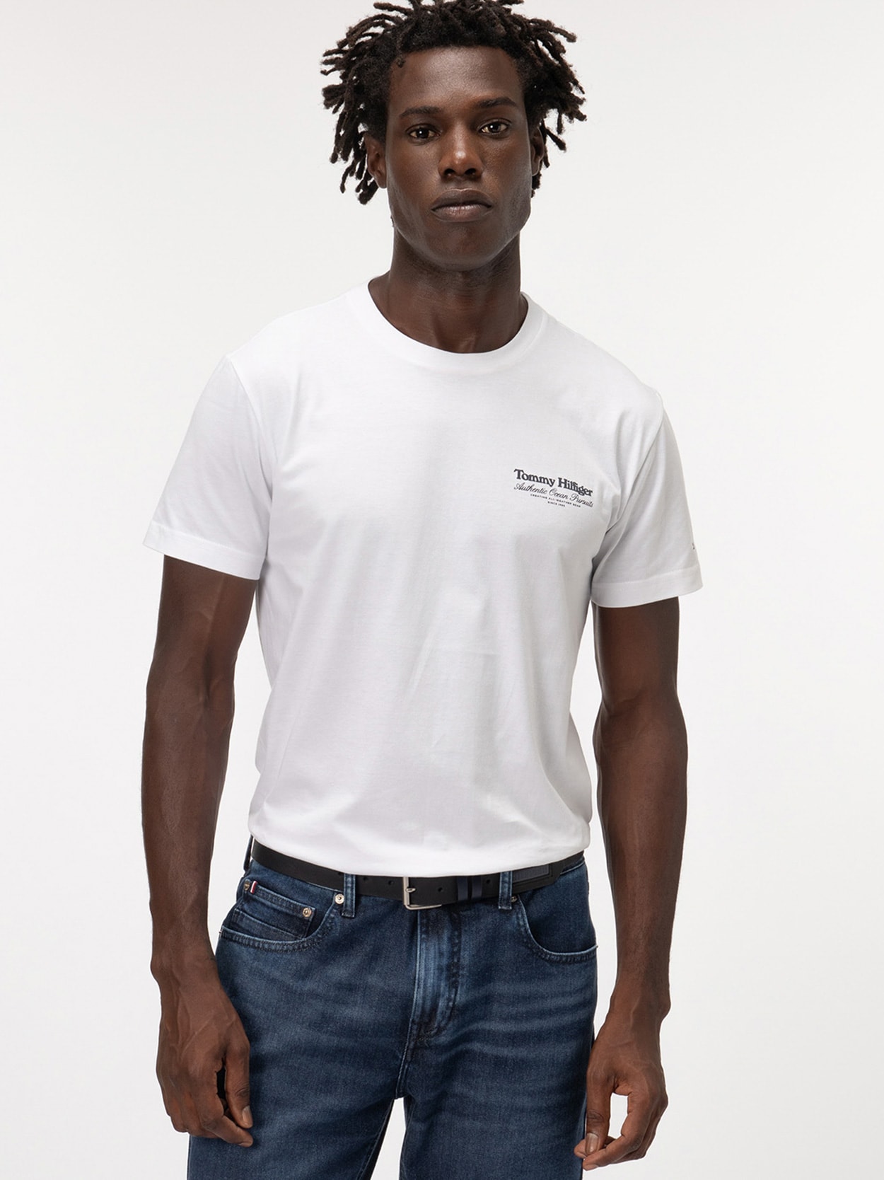 Camiseta com Logo no Peito e nas Costas