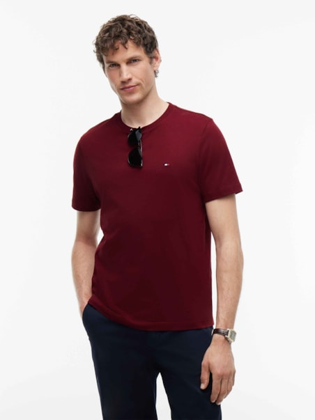 Camiseta de Gola C com Bordado de Bandeira