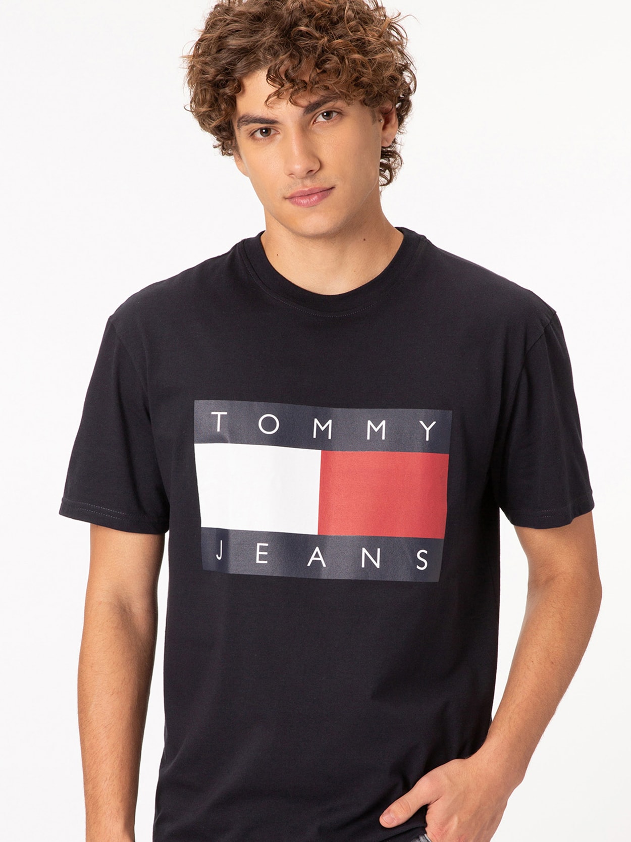 Camiseta de gola redonda com emblema da bandeira