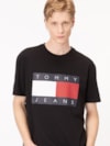 Camiseta de gola redonda com emblema da bandeira