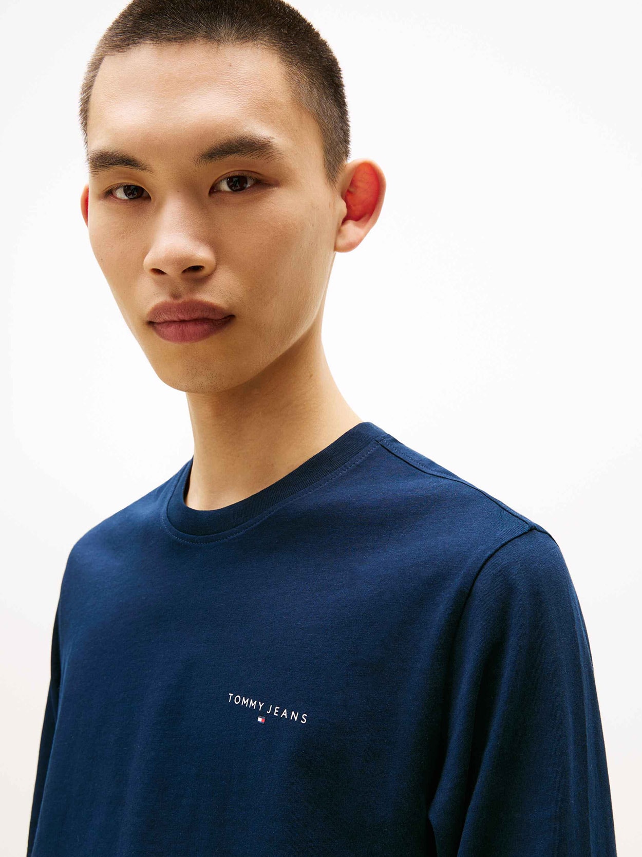Camiseta de manga comprida slim com logo linear