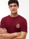 Camiseta em Algodão Fluido com Bolso e Brasão