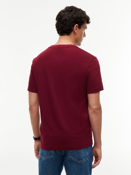Camiseta em Algodão Fluido com Bolso e Brasão