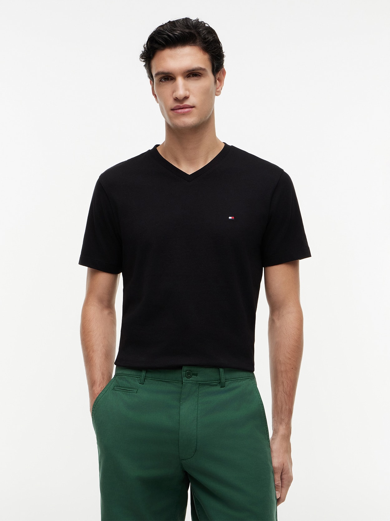 Camiseta em Algodão Pima com Gola V