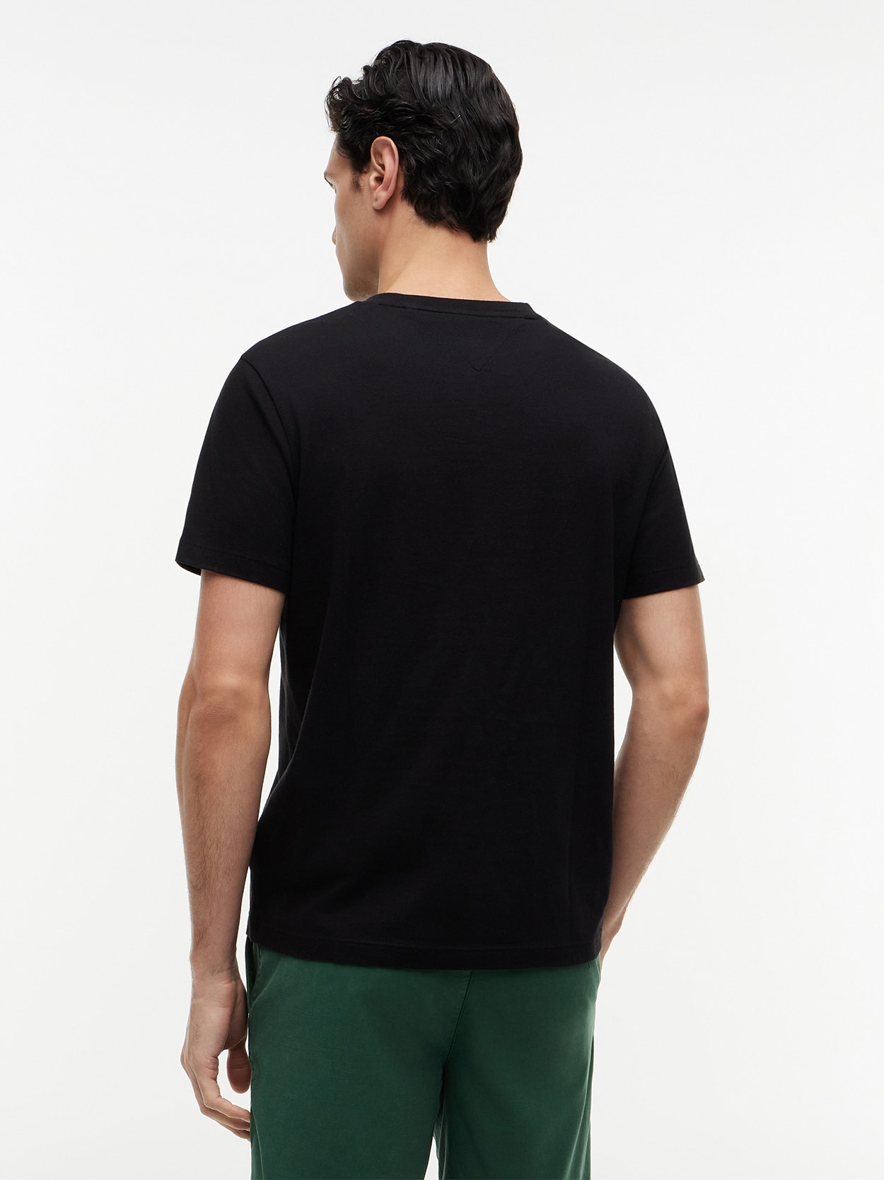 Camiseta em Algodão Pima com Gola V