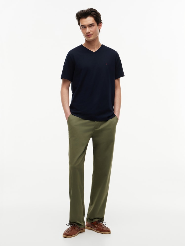 Camiseta em Algodão Pima com Gola V