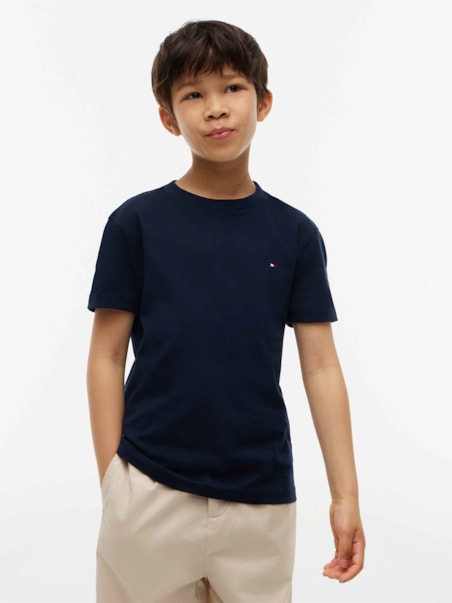 Camiseta Essential com Bordado de Bandeira